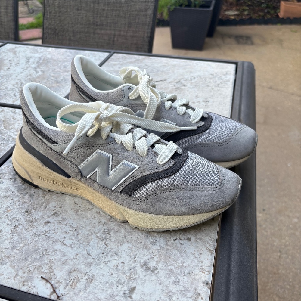 New Balance 996R